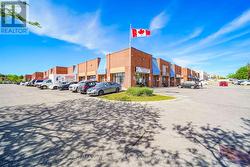4 - 176 BULLOCK DRIVE Markham, ON L3P 7N1