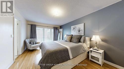 36 Helen Street, Vaughan, ON - Indoor Photo Showing Bedroom
