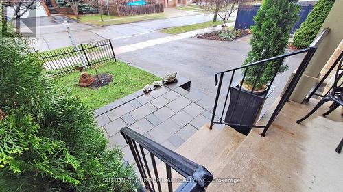 36 Helen Street, Vaughan, ON - Outdoor
