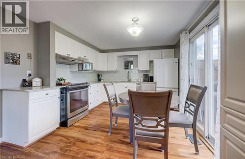 10 Meadow Woods Crescent, Kitchener, ON - Indoor Photo Showing Kitchen