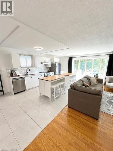 87 Locheed Drive Unit# Upper, Hamilton, ON - Indoor