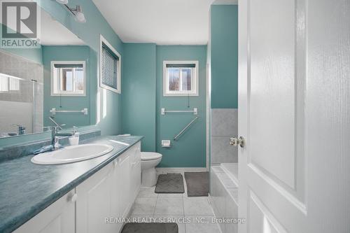 23 Ashmere Road, Brampton, ON - Indoor Photo Showing Bathroom