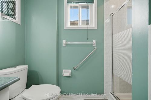 23 Ashmere Road, Brampton, ON - Indoor Photo Showing Bathroom