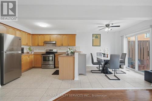 23 Ashmere Road, Brampton, ON - Indoor Photo Showing Kitchen