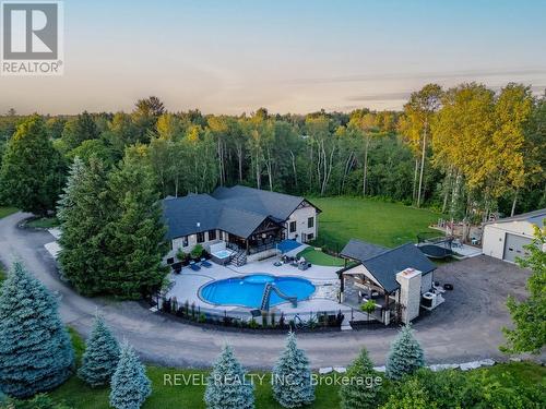 102 Concession 11 E, Hamilton, ON - Outdoor With In Ground Pool With View