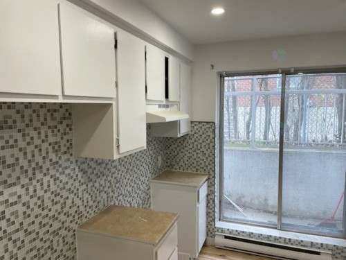 Kitchen - 10159A Av. De Lorimier, Montréal (Ahuntsic-Cartierville), QC - Indoor