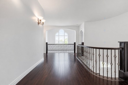 Escalier - 7640 Av. De Lugano, Brossard, QC - Indoor Photo Showing Other Room