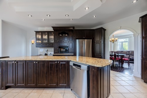 Cuisine - 7640 Av. De Lugano, Brossard, QC - Indoor Photo Showing Kitchen