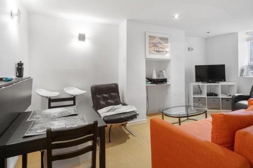 Living Room - 3542  - 3544A Rue Aylmer, Montréal (Le Plateau-Mont-Royal), QC - Indoor