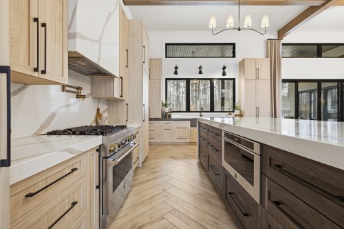Cuisine - 168 Ch. Des Sables, L'Ange-Gardien, QC - Indoor Photo Showing Kitchen With Upgraded Kitchen