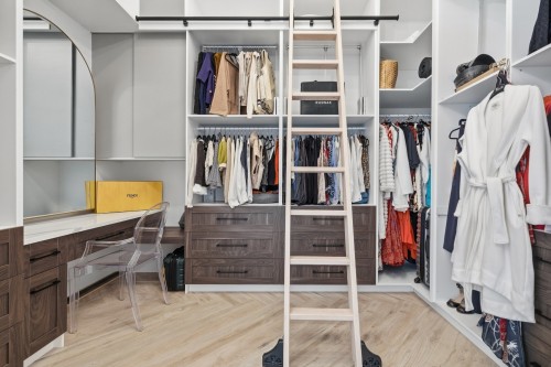 Penderie (Walk-in) - 168 Ch. Des Sables, L'Ange-Gardien, QC - Indoor With Storage