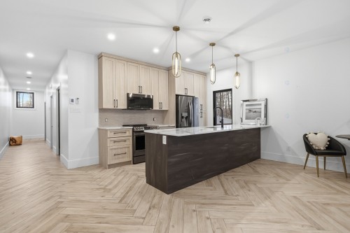 Autre - 168 Ch. Des Sables, L'Ange-Gardien, QC - Indoor Photo Showing Kitchen With Upgraded Kitchen
