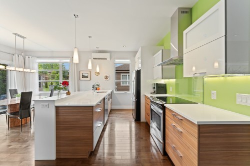 Kitchen - 155 Rue Du Nénuphar, Cowansville, QC - Indoor Photo Showing Kitchen With Upgraded Kitchen