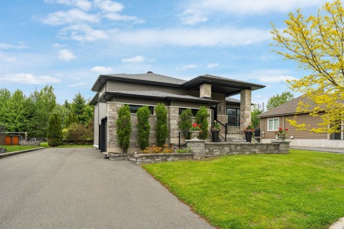 Front of Structure - 155 Rue Du Nénuphar, Cowansville, QC - Outdoor