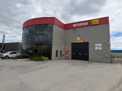 3525 Boul. des Entreprises  Terrebonne (Terrebonne), QC J6X 4J9