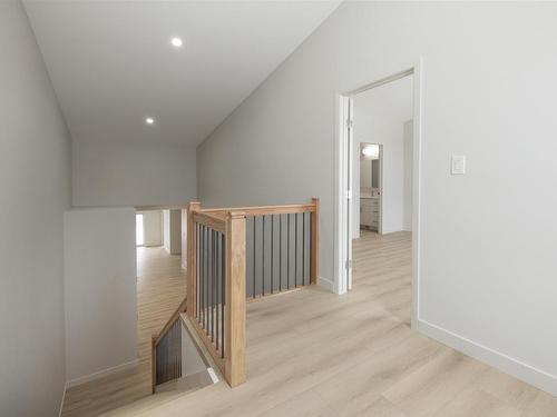 838 Weiler Boulevard, Thunder Bay, ON - Indoor Photo Showing Other Room