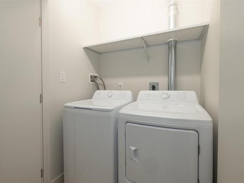 838 Weiler Boulevard, Thunder Bay, ON - Indoor Photo Showing Laundry Room