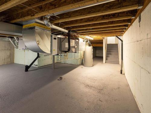 838 Weiler Boulevard, Thunder Bay, ON - Indoor Photo Showing Basement