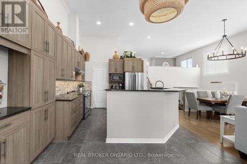 124 Macassa Circle, Ottawa, ON 