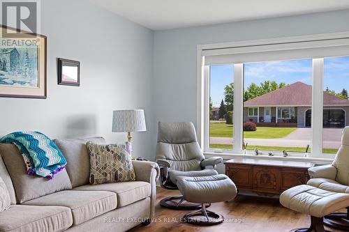 10727 West End Terrace, South Dundas, ON - Indoor