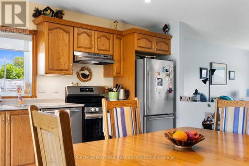 10727 West End Terrace, South Dundas, ON - Indoor Photo Showing Kitchen With Double Sink