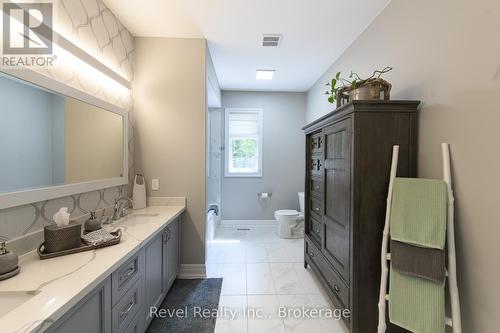 31 Natures Trail, Wasaga Beach, ON - Indoor Photo Showing Bathroom