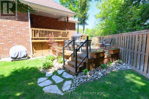 31 Natures Trail, Wasaga Beach, ON - Outdoor With Deck Patio Veranda With Exterior