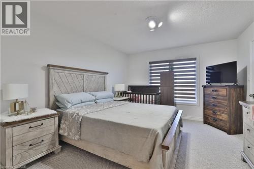 7214 Triumph Lane, Mississauga, ON - Indoor Photo Showing Bedroom