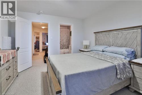 7214 Triumph Lane, Mississauga, ON - Indoor Photo Showing Bedroom