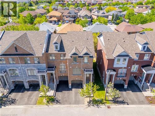 7214 Triumph Lane, Mississauga, ON - Outdoor With Facade