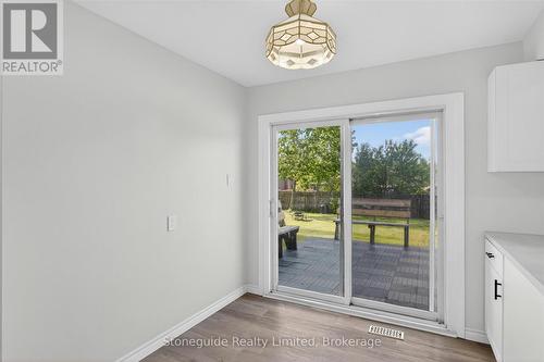 667 Skyline Road, Selwyn, ON - Indoor Photo Showing Other Room