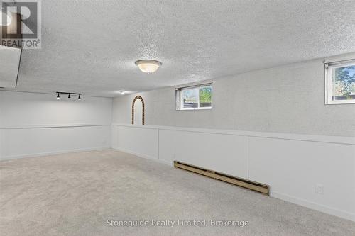 667 Skyline Road, Selwyn, ON - Indoor Photo Showing Other Room