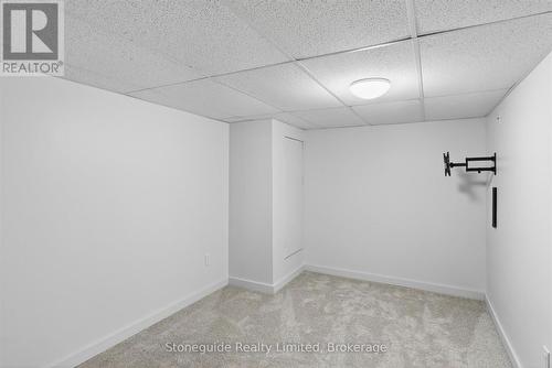667 Skyline Road, Selwyn, ON - Indoor Photo Showing Other Room