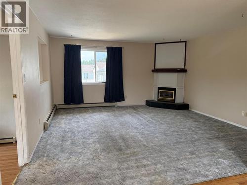 Living Room - 8164 North Fork Road, Grand Forks, BC 