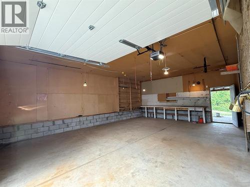 Garage - 8164 North Fork Road, Grand Forks, BC 