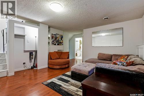 171 Coldspring Crescent, Saskatoon, SK - Indoor Photo Showing Living Room