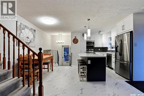 171 Coldspring Crescent, Saskatoon, SK - Indoor Photo Showing Kitchen