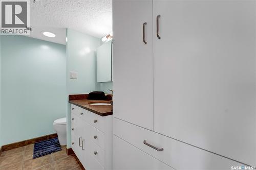 2001 315 5Th Avenue N, Saskatoon, SK - Indoor