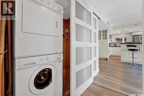 2001 315 5Th Avenue N, Saskatoon, SK - Indoor Photo Showing Laundry Room