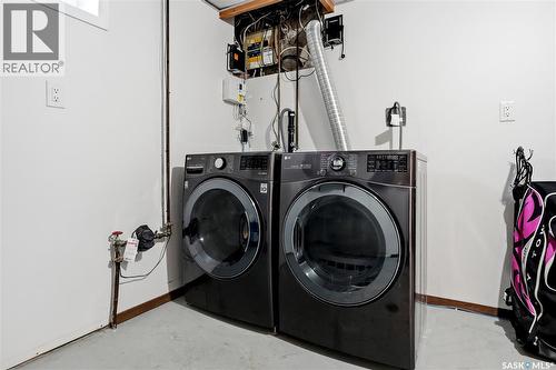 14 Edenwold Crescent, Regina, SK - Indoor Photo Showing Laundry Room