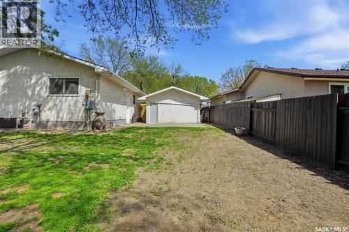 14 Edenwold Crescent, Regina, SK - Outdoor