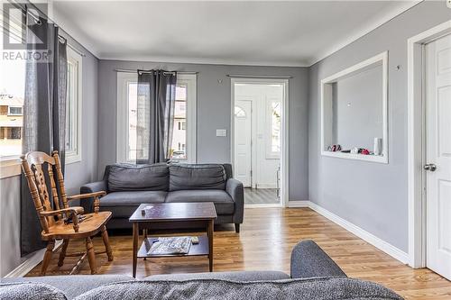 393 St.George Street, Sudbury, ON - Indoor Photo Showing Living Room