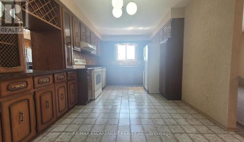 325 Fairview Drive, Brantford, ON 