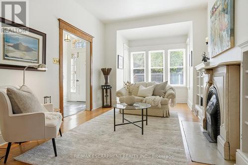 314 Hess Street S, Hamilton, ON - Indoor
