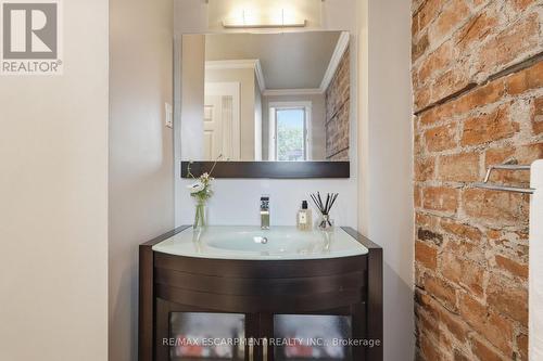 314 Hess Street S, Hamilton, ON - Indoor Photo Showing Bathroom