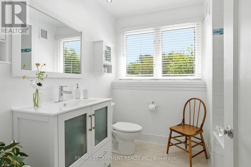 314 Hess Street S, Hamilton, ON - Indoor Photo Showing Bathroom