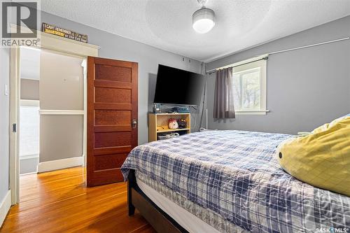 1422 Cameron Street, Regina, SK - Indoor Photo Showing Bedroom
