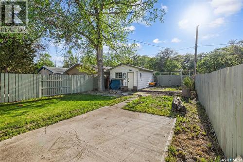 1422 Cameron Street, Regina, SK - Outdoor