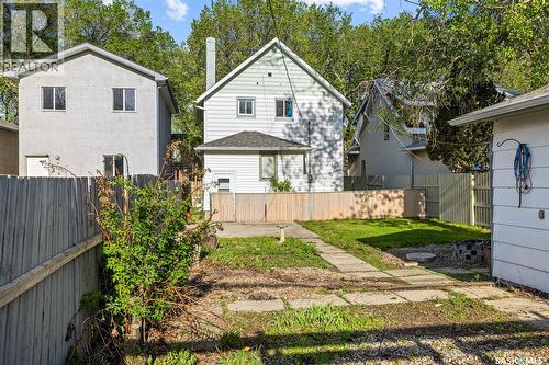 1422 Cameron Street, Regina, SK - Outdoor