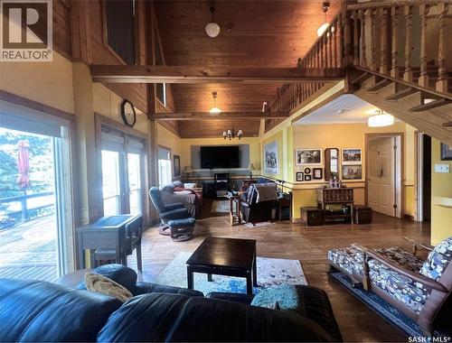 115 Heritage Drive, Lac Pelletier, SK - Indoor Photo Showing Living Room
